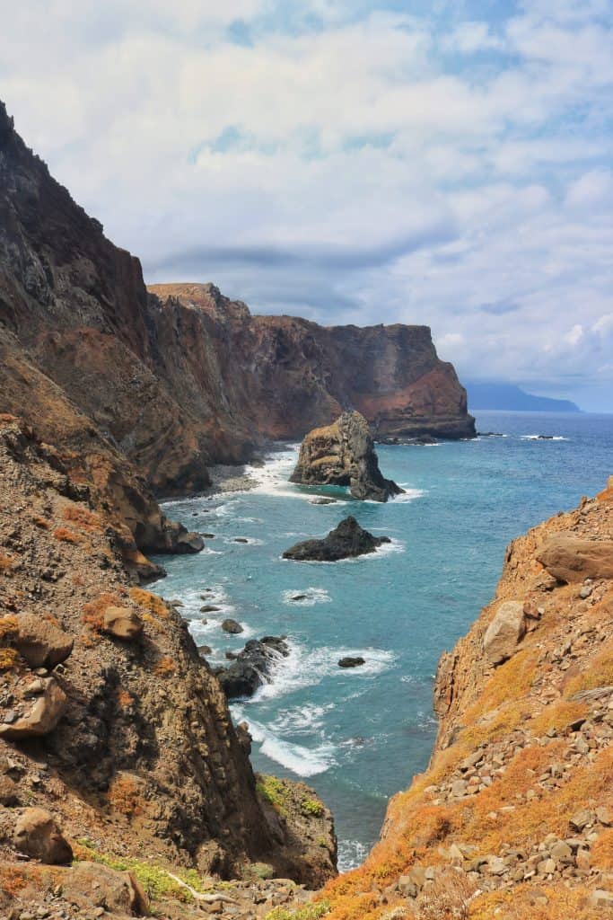 Ocean and mountain view 