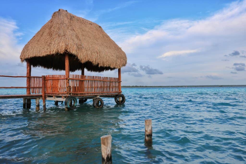 Little cabane in the middle of a lagoon